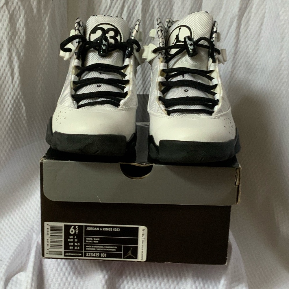 EUC Jordan Kids Sneakers in White and Black